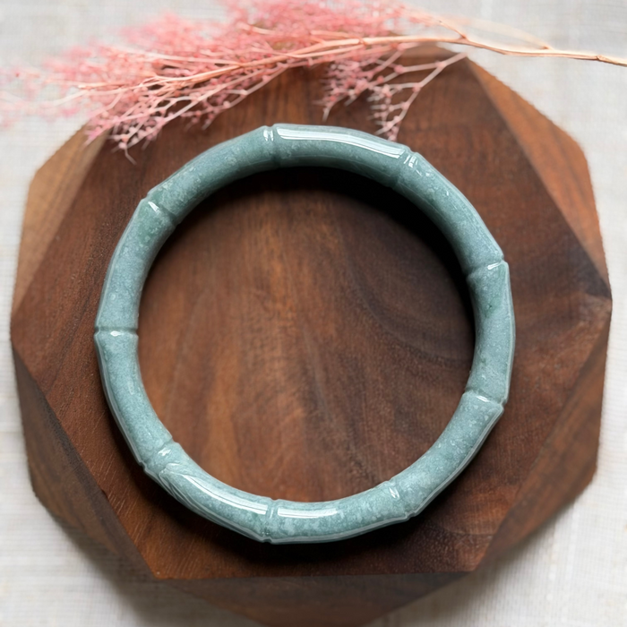 Guatemala Bamboo Jadeite Bangle