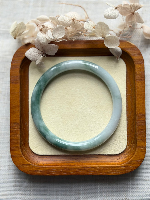 Green Jadeite Bangle