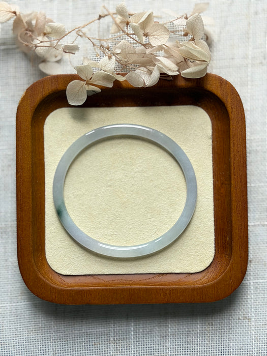 Oval Jadeite Bangle