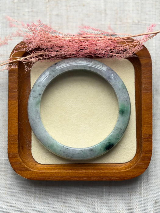 Green Wuji Jadeite Bangle