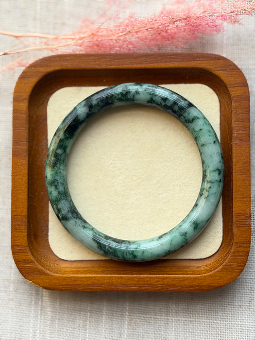 Spicy Green Jadeite Bangle