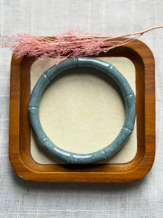 Guatemala Bamboo Jadeite Bangle
