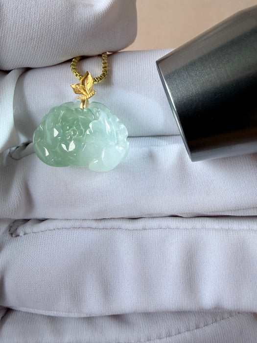 Duo-Tone Green White Lotus Jadeite Necklace - 18K Gold