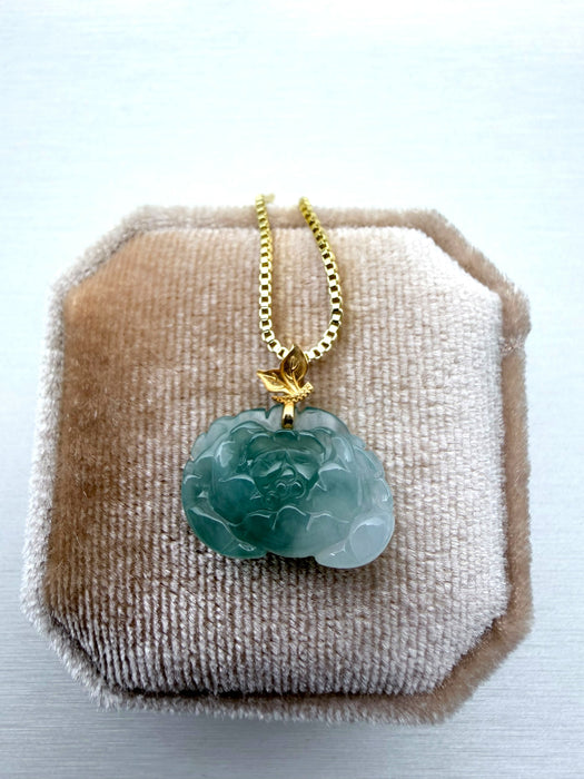 Duo-Tone Green White Lotus Jadeite Necklace - 18K Gold