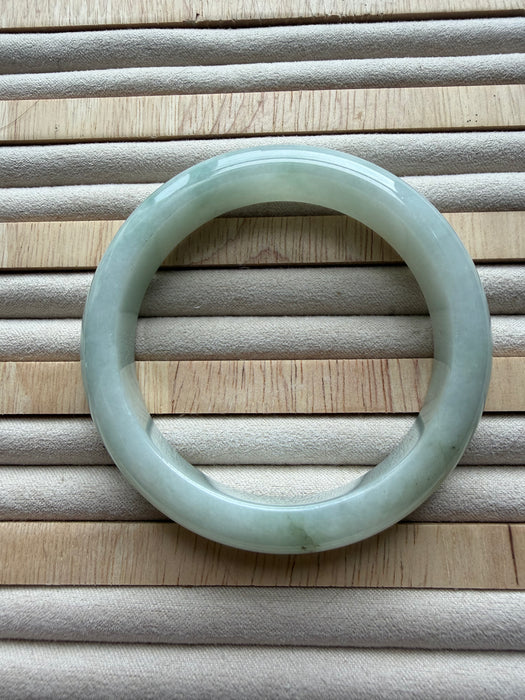 Green Jadeite Bangle