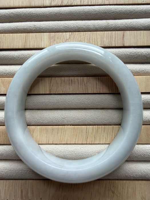 White Jadeite Bangle