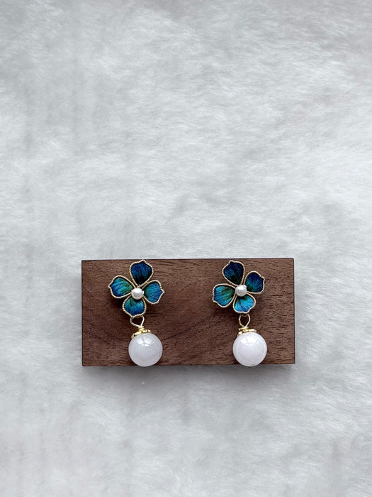 Purple Jadeite Velvet Flower Earring Studs