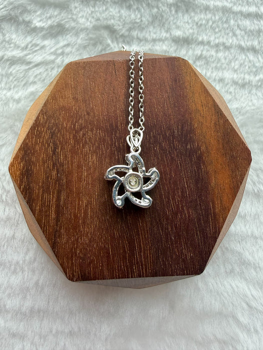 Green Jadeite Spinning Windmill Necklace