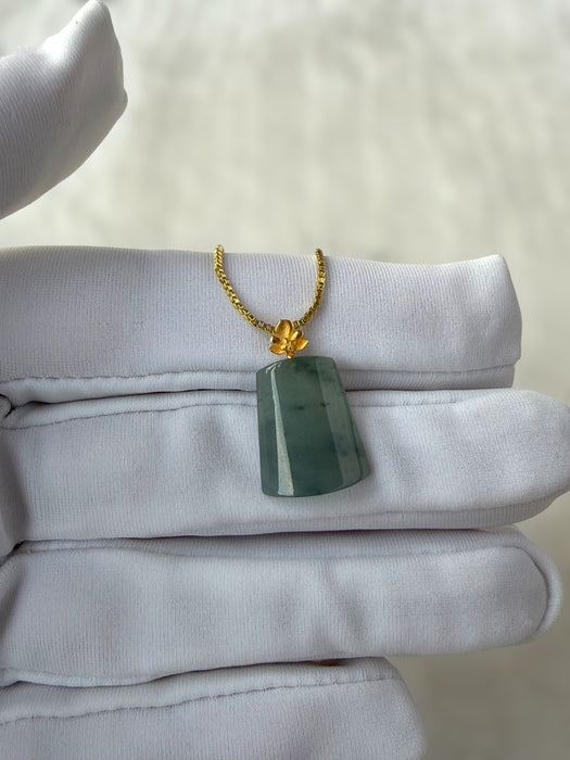 Blue Floating Flowers Jadeite Necklace - 18K Gold