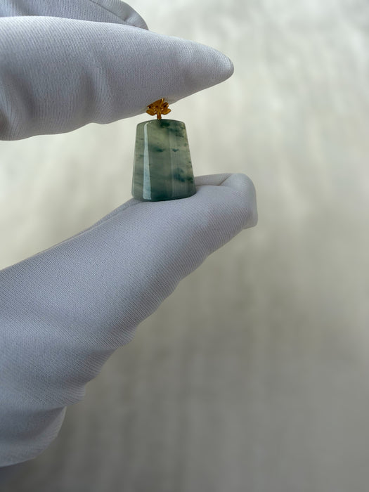 Blue Floating Flowers Jadeite Necklace - 18K Gold