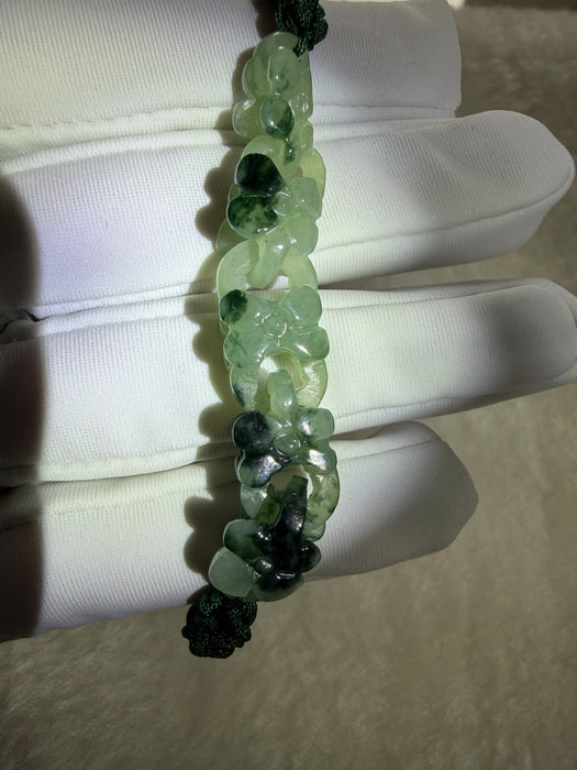 Green Floral Interlocked Shoupai Jadeite Bracelet