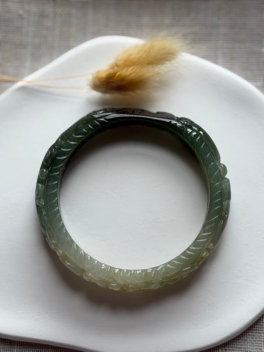 Carved Jadeite Bangle