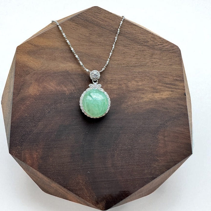 Green Round Jadeite Necklace