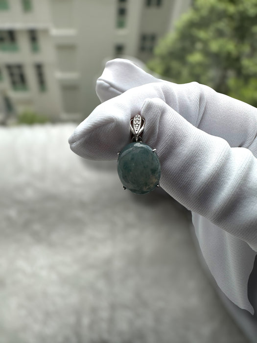 Monet Jadeite Cabochon Necklace