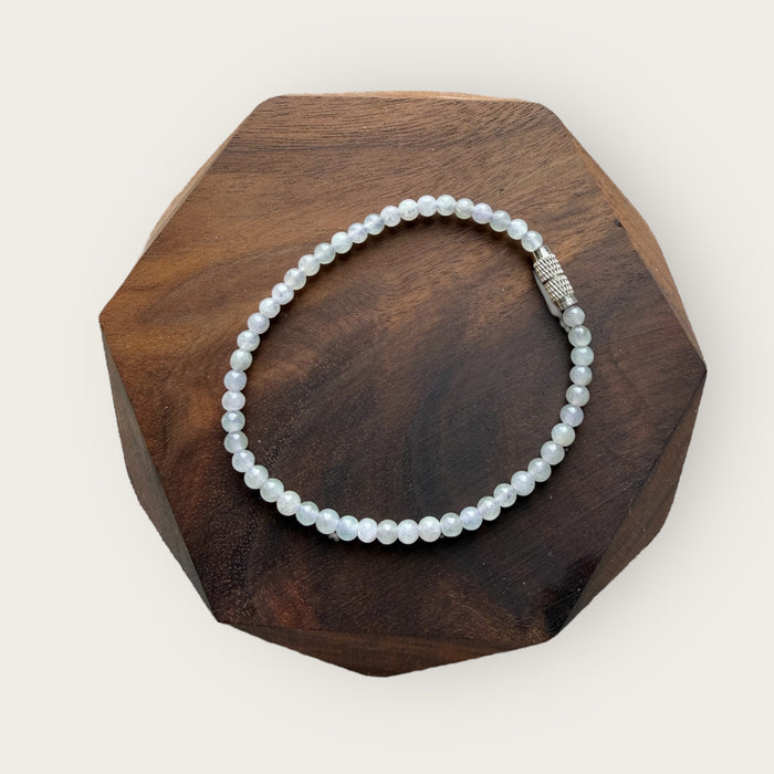 Dainty Jadeite Bead Bracelet