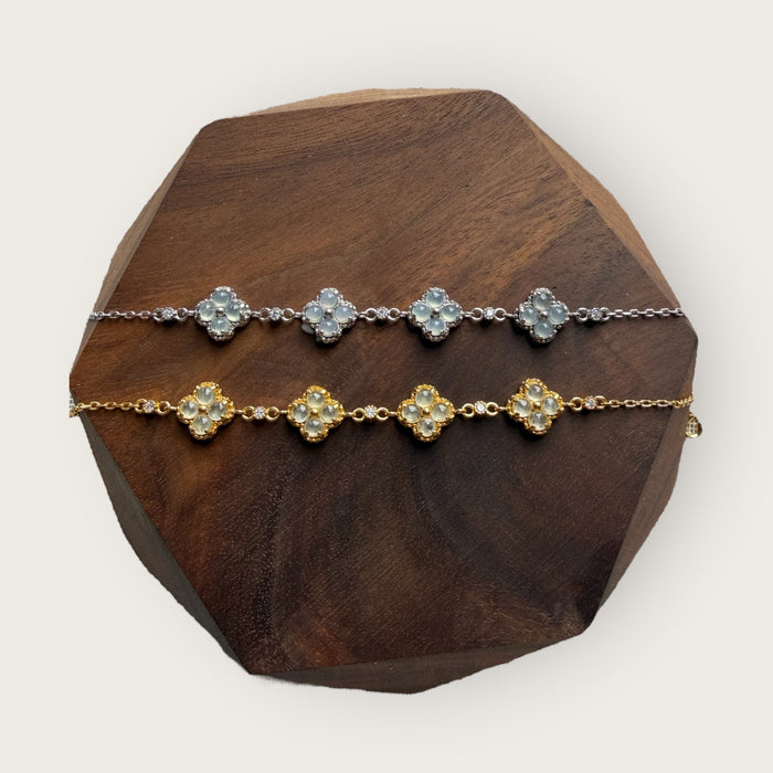 Glowy Clover Jadeite Bracelet