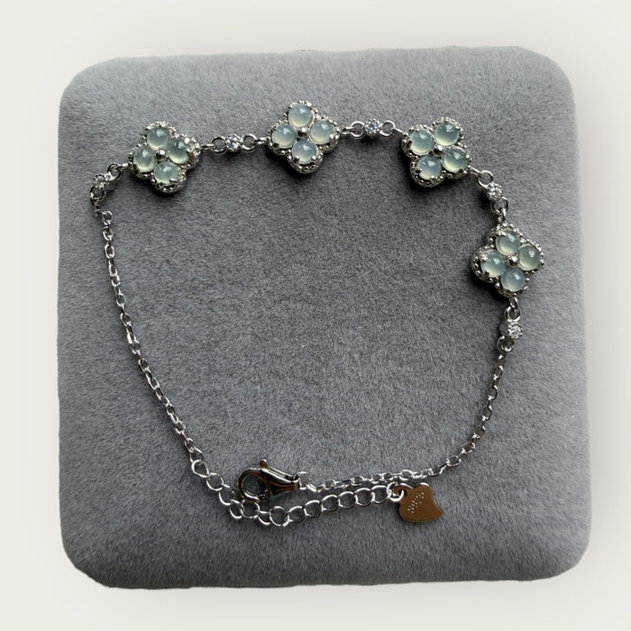 Glowy Clover Jadeite Bracelet