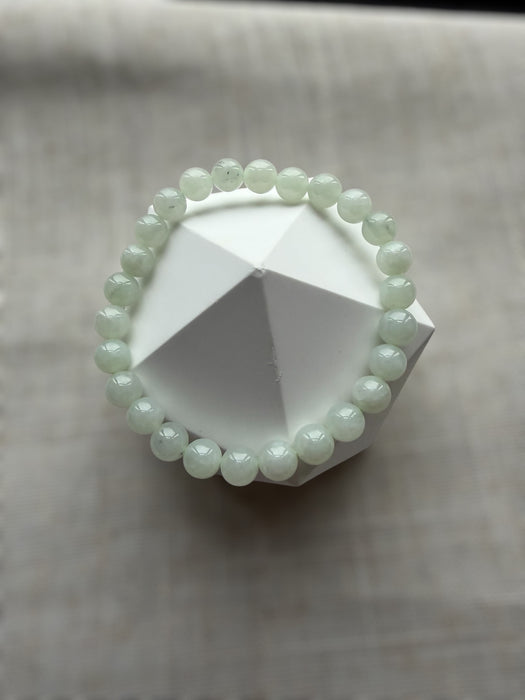 Green Jadeite Bead Bracelet