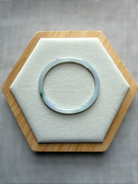 Oval Jadeite Bangle