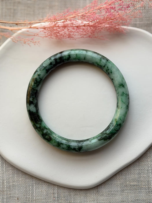 Spicy Green Jadeite Bangle