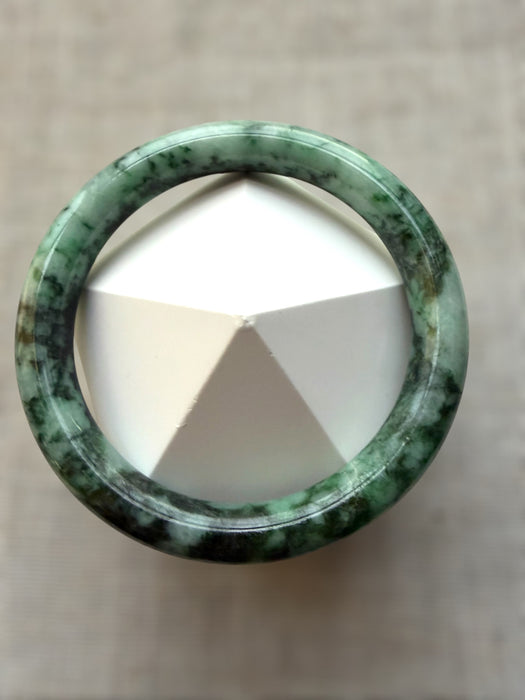 Spicy Green Jadeite Bangle