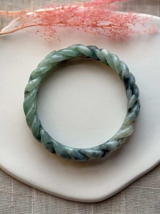Pleated Jadeite Bangle