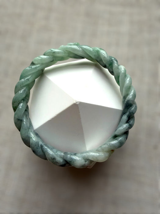 Pleated Jadeite Bangle