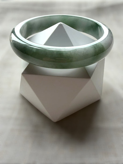 Round Green White Jadeite Bangle
